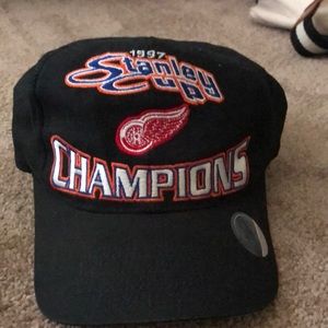 1997 Red Wings Stanley Cup Champs Hat